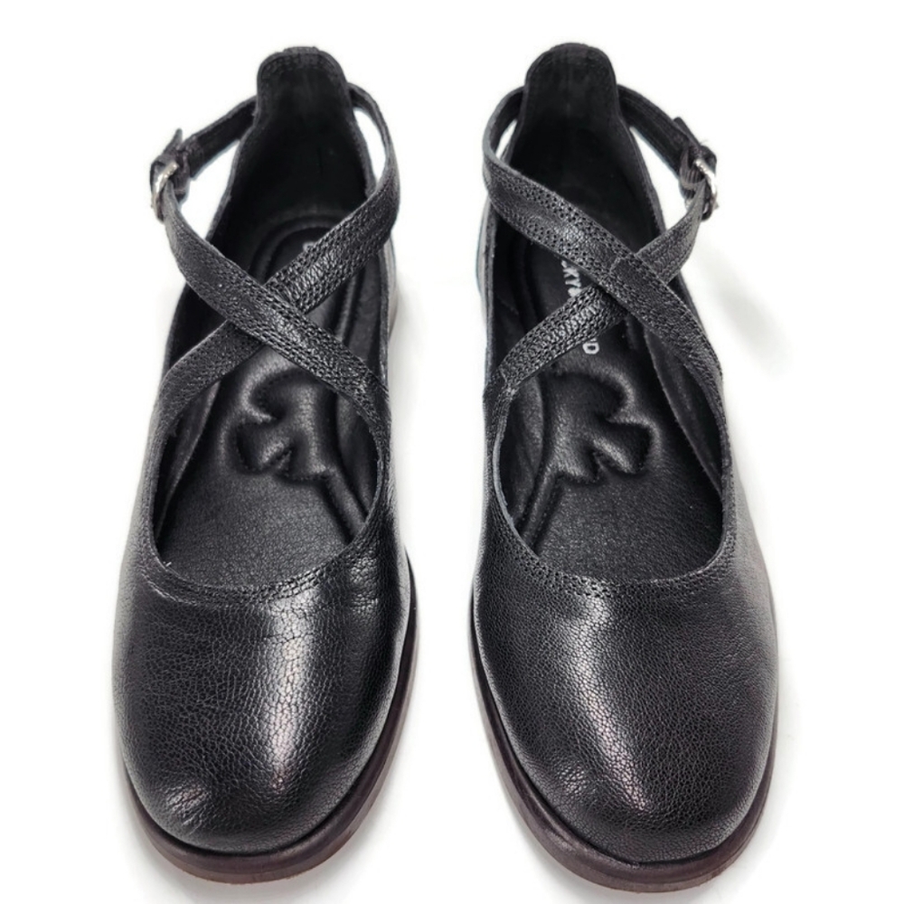 Lucky Brand Necia Black Leather Criss-Cross Mary-Jane Straps Round-Toe Flats - Picture 6 of 12
